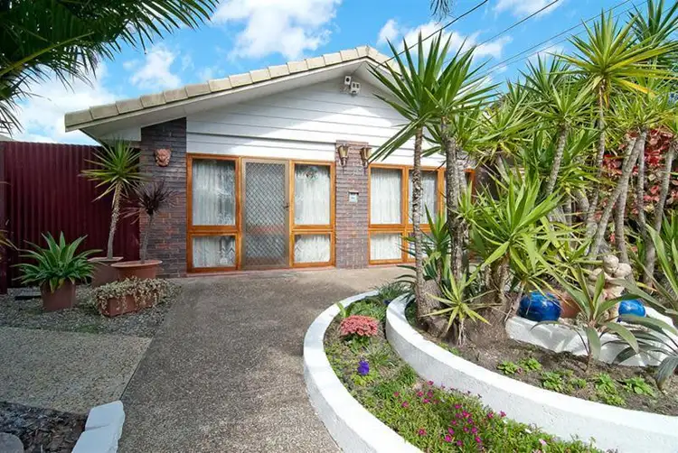 61 Chatswood Road, Daisy Hill QLD 4127