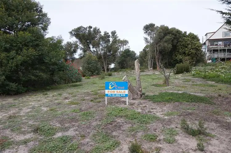 6 Geofrey Avenue, Loch Sport VIC 3851