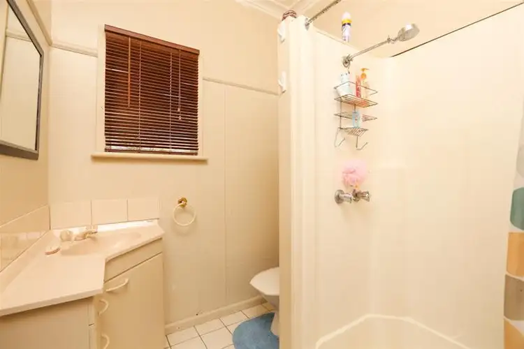 Seventh view of Homely house listing, 22 Floral Avenue East, Mildura VIC 3500