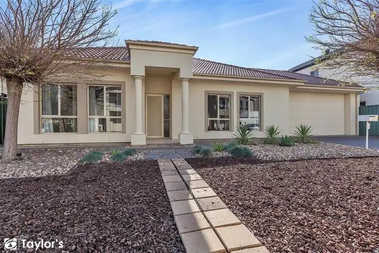 7 Mowbray Street, Mawson Lakes SA 5095