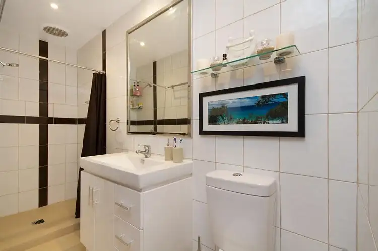 Fifth view of Homely unit listing, 21/31 Simpsons Road, Elanora QLD 4221