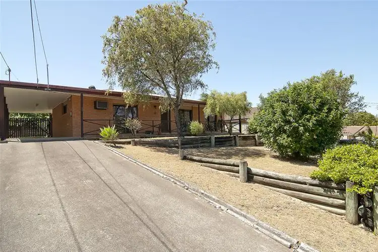 30 Lenore Crescent, Springwood QLD 4127