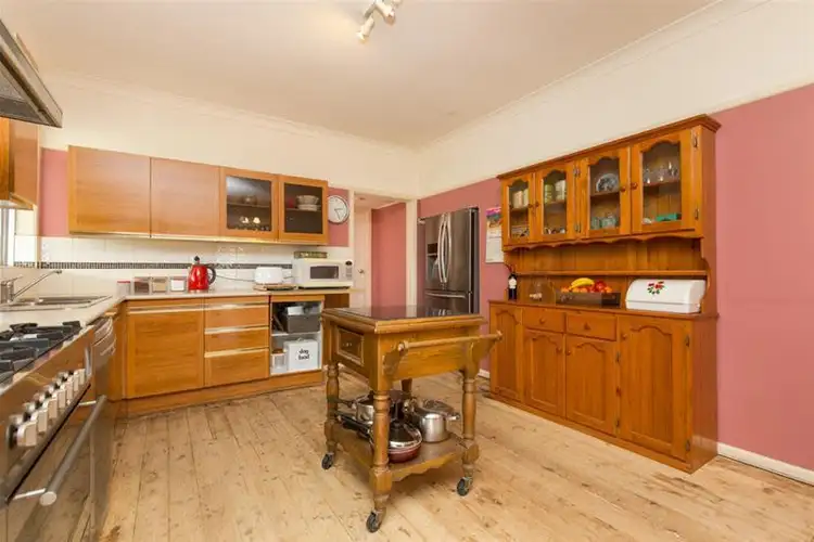 Fourth view of Homely house listing, 305 Cureton Avenue, Mildura VIC 3500