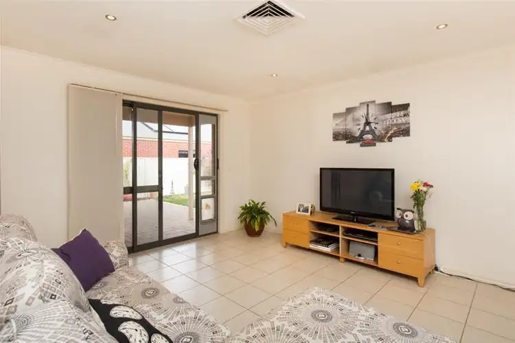 Second view of Homely house listing, 8 Sotiri Court, Mildura VIC 3500