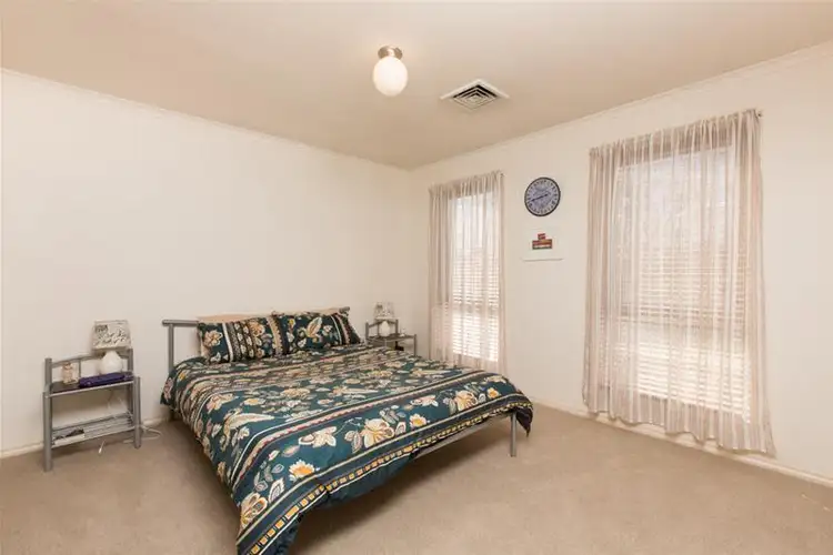 Fifth view of Homely house listing, 8 Sotiri Court, Mildura VIC 3500