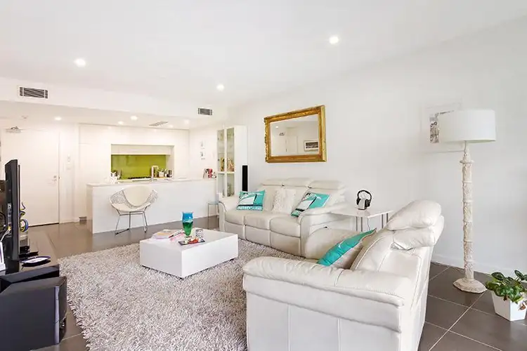 212/10 Pidgeon Close, West End QLD 4101