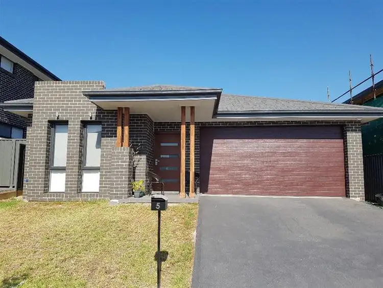 5 Stonecrop Street, Denham Court NSW 2565