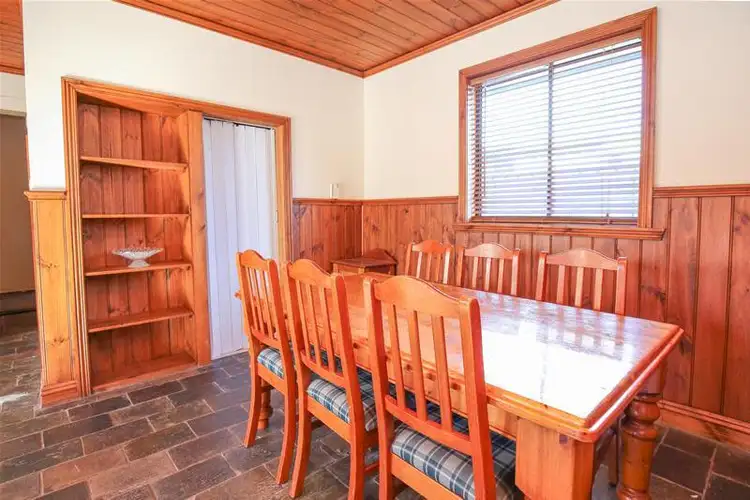 Fifth view of Homely house listing, 3 Orana Crescent, Buronga NSW 2739