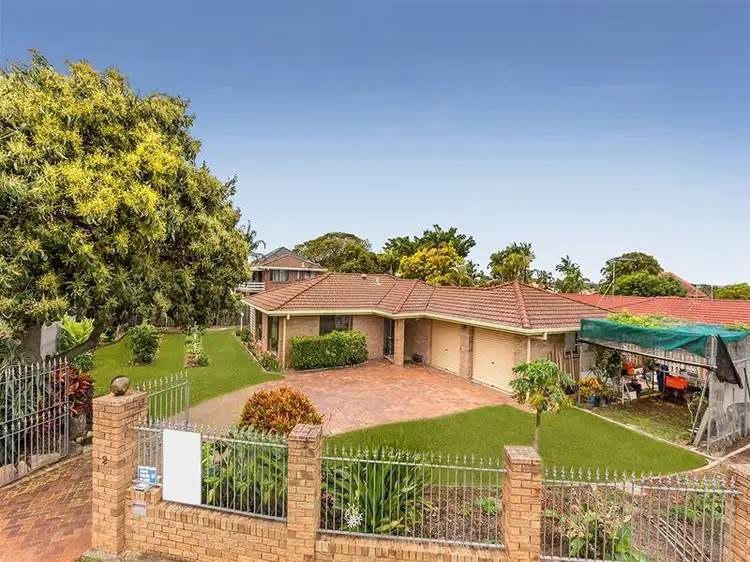 Third view of Homely house listing, 2 Woodhaven Court, Sunnybank QLD 4109