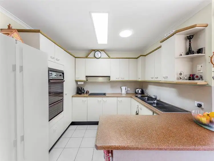 Fifth view of Homely house listing, 2 Woodhaven Court, Sunnybank QLD 4109