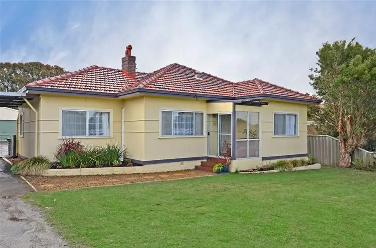 35 William Street, Yakamia WA 6330
