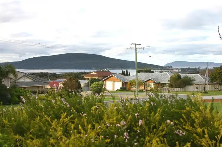 11 Green Island Crescent, Bayonet Head WA 6330