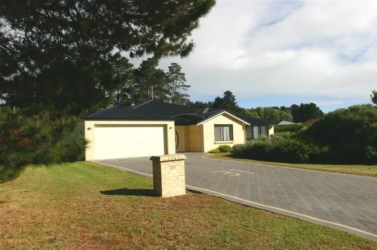 31 Parmelia Way, Mckail WA 6330