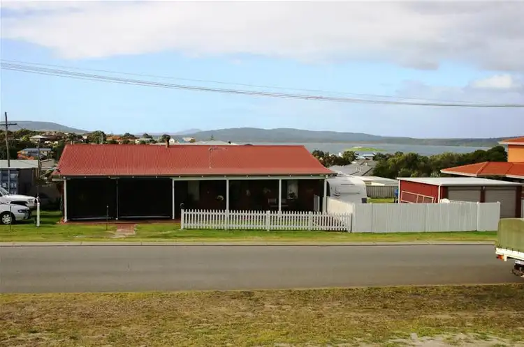 14 Lange Street, Bayonet Head WA 6330