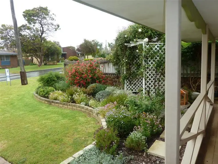 Sixth view of Homely house listing, 12 Erindale Court, Yakamia WA 6330