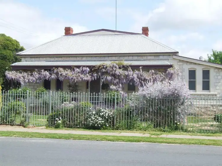 28 Gordon Street, Naracoorte SA 5271