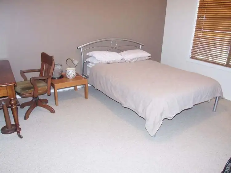 Fifth view of Homely house listing, 2 Edwards Street, Padthaway SA 5271