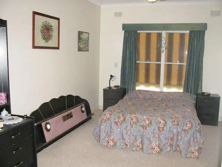 Fifth view of Homely house listing, 2/74 Jenkins Terrace, Naracoorte SA 5271