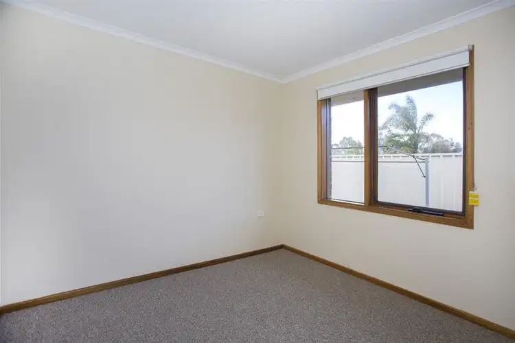 Fifth view of Homely house listing, 5 Grace Court, Parafield Gardens SA 5107