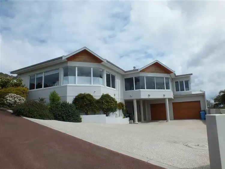32 Burt Street, Mount Clarence WA 6330