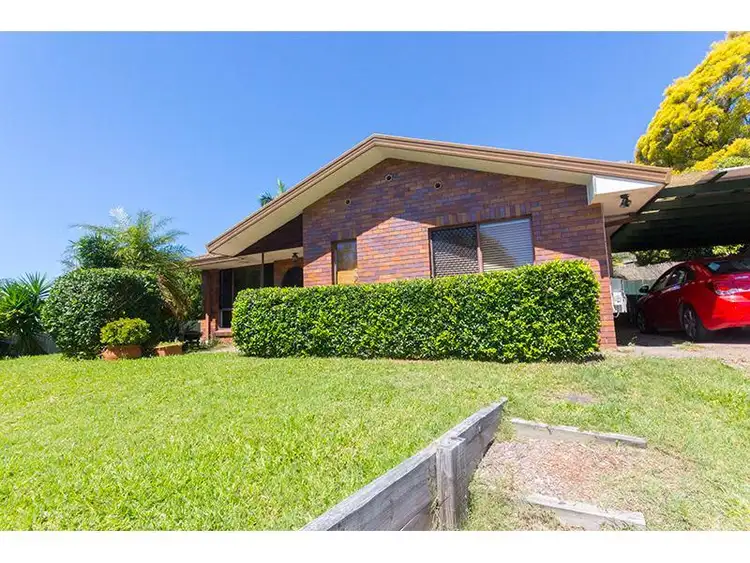 Second view of Homely house listing, 8 Willcox Court, Highland Park QLD 4211