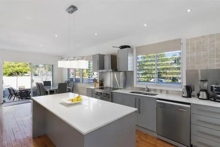 1/394 Cypress Terrace North, Palm Beach QLD 4221