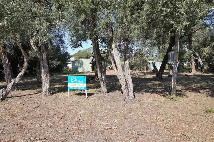 156 National Park Road, Loch Sport VIC 3851