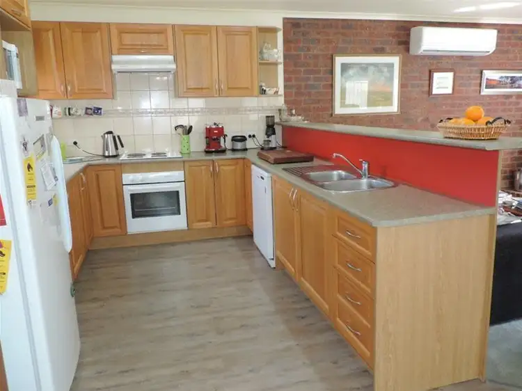 Fourth view of Homely house listing, 4 Norman Court, Bright VIC 3741