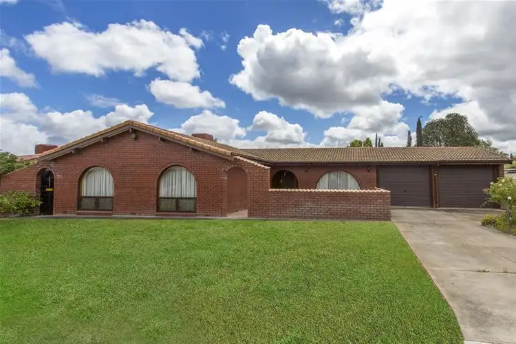 1 Monash Court, Modbury Heights SA 5092
