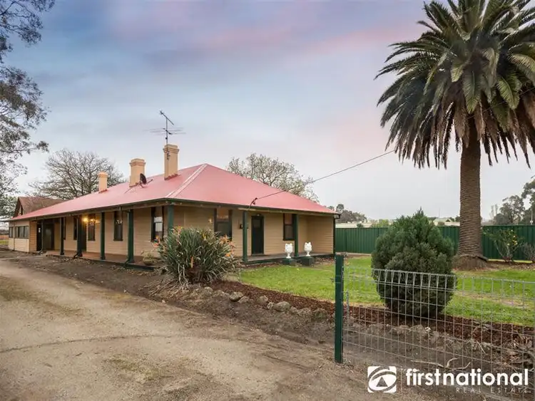 65 Racecourse Road, Pakenham VIC 3810