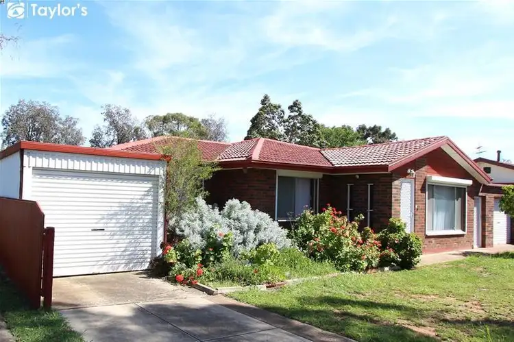 4 Vivian Court, Para Hills West SA 5096