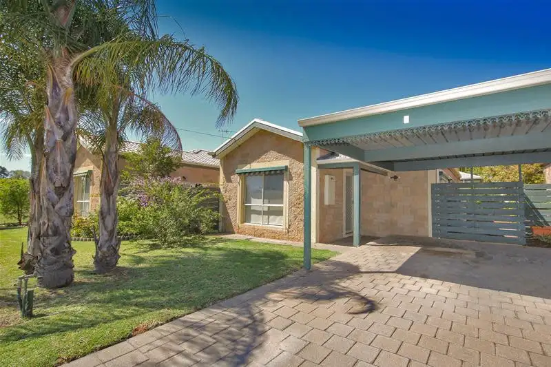Main view of Homely townhouse listing, 2/231 Twelfth Street, Mildura VIC 3500