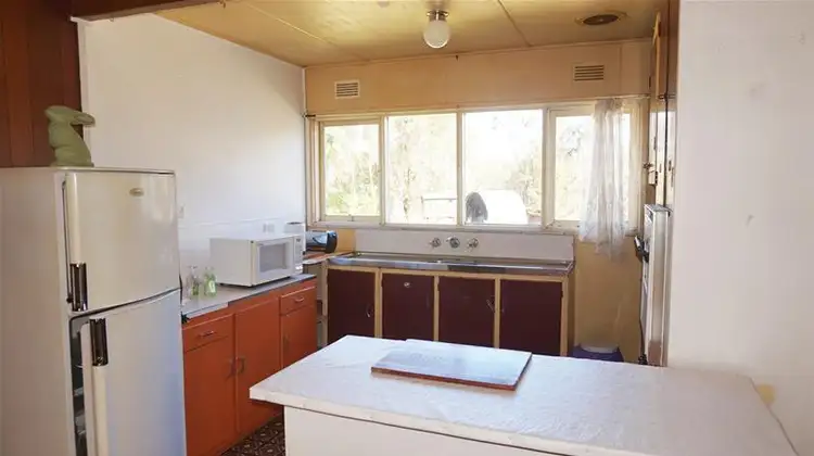 Second view of Homely house listing, 8 Karen Court, Loch Sport VIC 3851