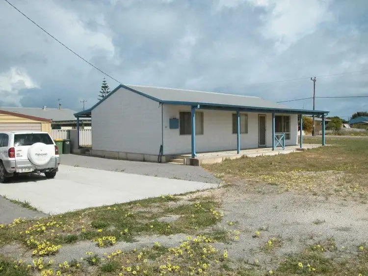 2 WARD Street, Jurien Bay WA 6516