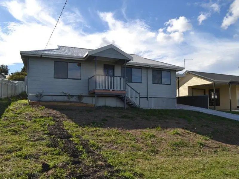 Main view of Homely house listing, 4 Brownleigh Vale Drive, Inverell NSW 2360