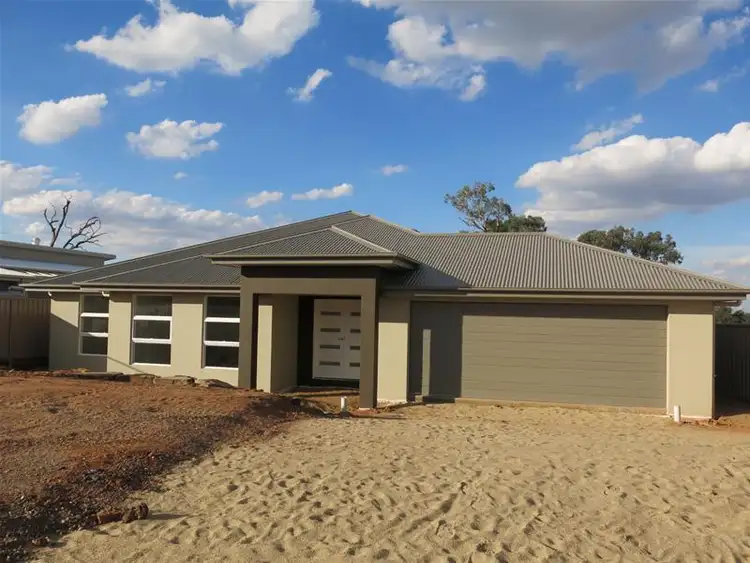 32(Lot11) Barton Avenue, Lloyd NSW 2650
