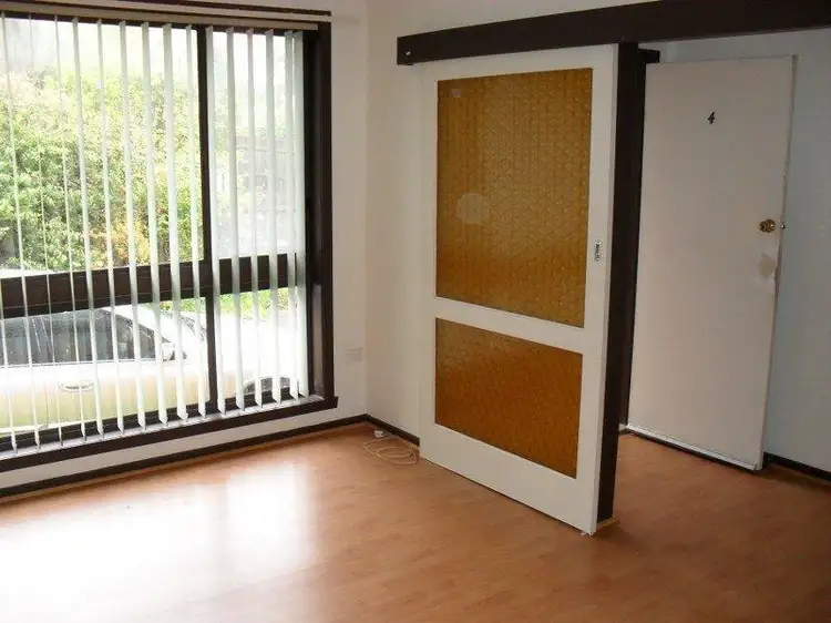 Fifth view of Homely unit listing, 4/8 Seaview Parade, Dromana VIC 3936