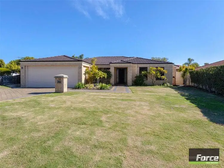 16 Woodbury Mews, Landsdale WA 6065