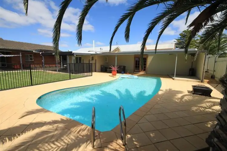 15 King George Street, Mannum SA 5238