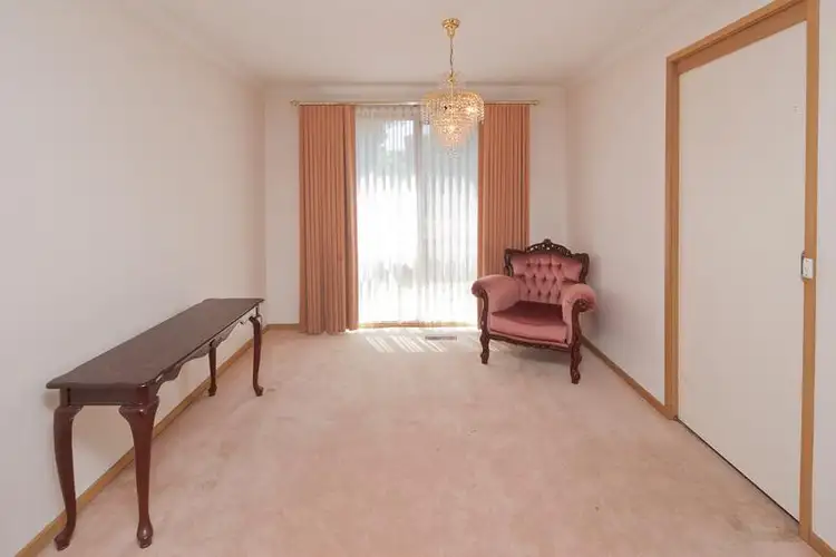 Fourth view of Homely house listing, 2 Montague Court, Endeavour Hills VIC 3802