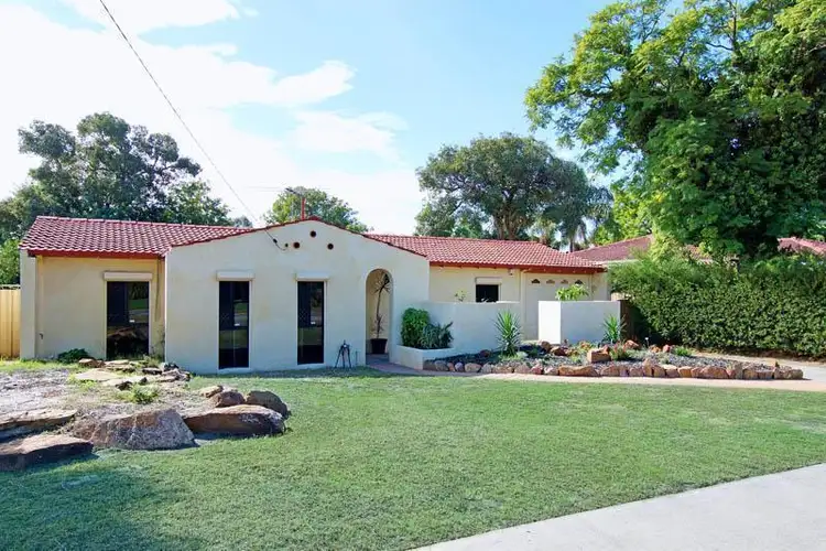 69 Watling Avenue, Lynwood WA 6147