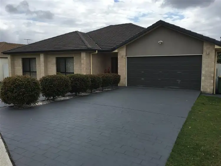 17 Moonbeam  Street, Springfield Lakes QLD 4300