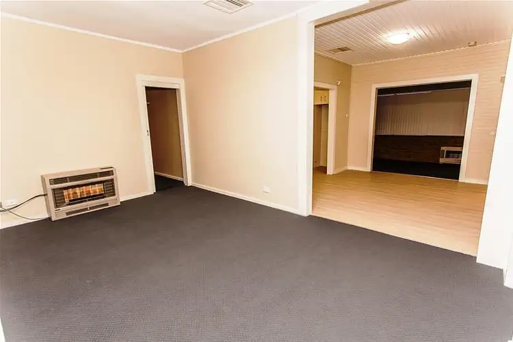 Second view of Homely unit listing, 1/32 The Boulevarde, Kooringal NSW 2650