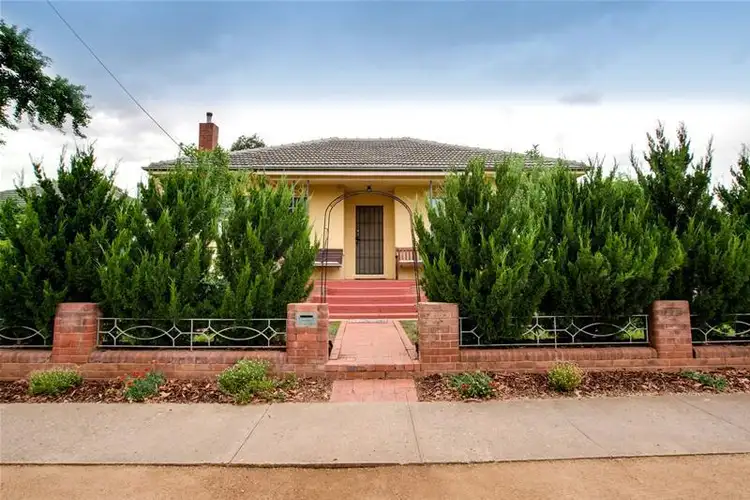 51 Heath Street, Turvey Park NSW 2650
