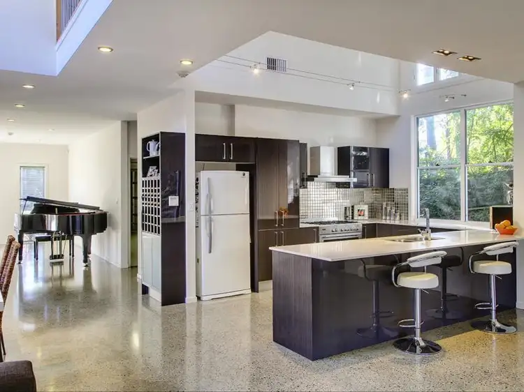 12 Esmonde Place, Coorparoo QLD 4151