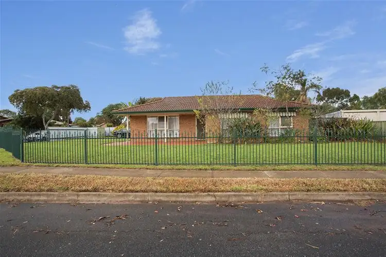 25 Freeman Avenue, Morphett Vale SA 5162