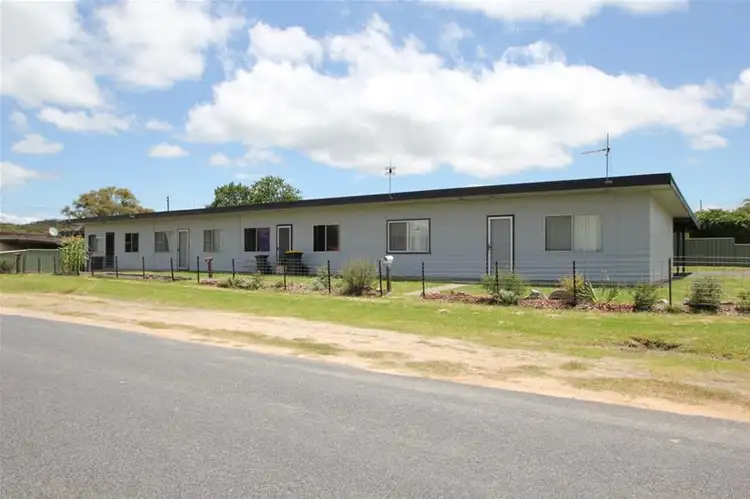 59 Douglas Street, Tenterfield NSW 2372