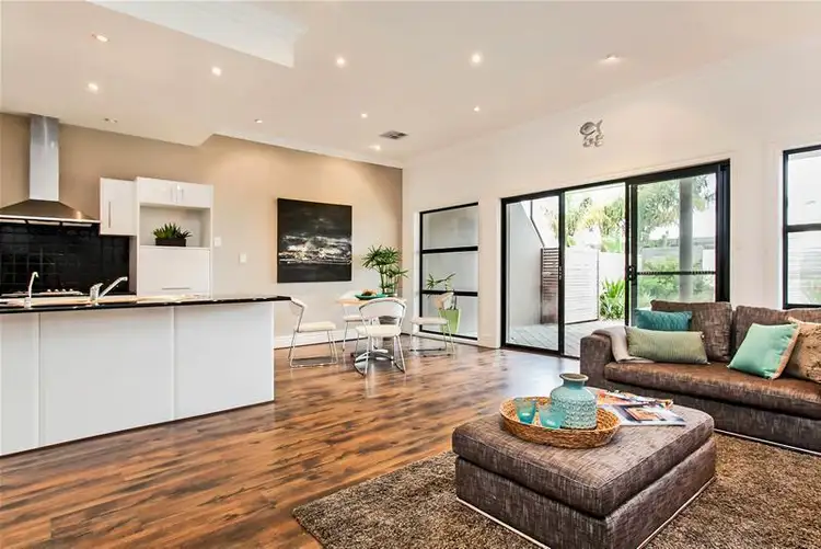 17 Rockingham Street, West Beach SA 5024