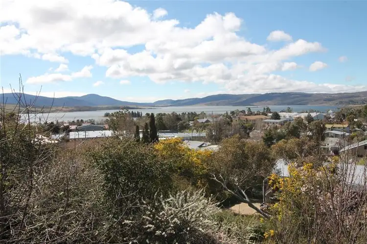 9 Bogong  Street, Jindabyne NSW 2627