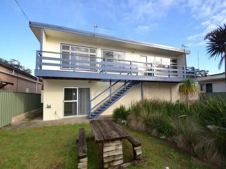 33 Aspinall Street, Shoalhaven Heads NSW 2535